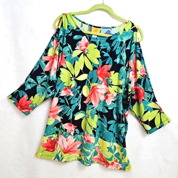 Ruby Rd., Colorful Botanical Tunic, Wrinkle Resistant Easy Care, Size 1X - Picture 10 of 13